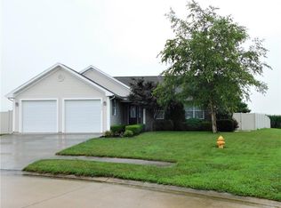 2410 Cumberland Ct, Effingham, IL 62401