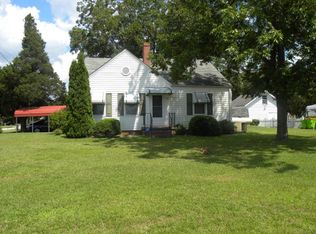 18 Dickens Ave, Roanoke Rapids, NC 27870