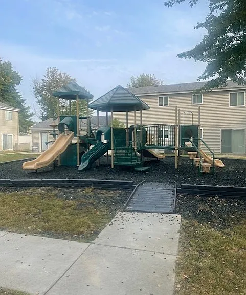 Willow Springs Apartments — Photo 45