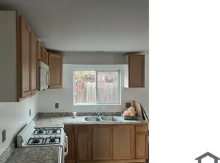 353 E 101st St, Los Angeles, CA 90003