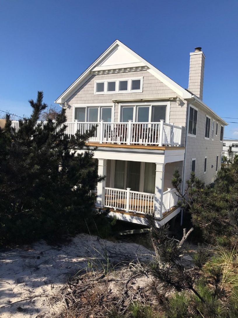  Oceanfront Decks