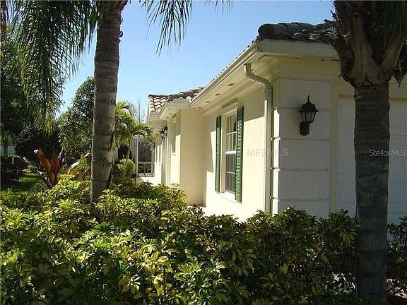 2nd image of 7698 Camminare Dr