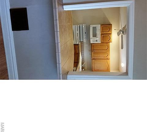 5th image of 4955 Itaska St