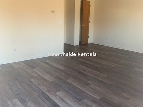 2nd image of 3103-01 Sherwin Dr