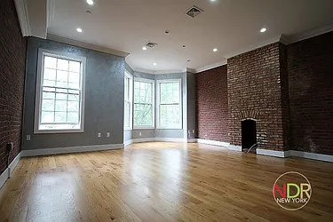 Rented by Next Door Realty NYC