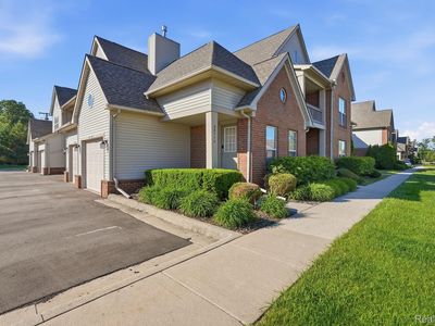 28712 Sheffield Ct, Chesterfield, MI, 48047