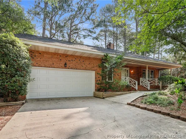 235 Clearfield Ln, Southern Pines, NC 28387