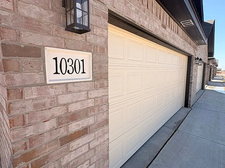 10301 Stone Meadow Dr — Photo 1