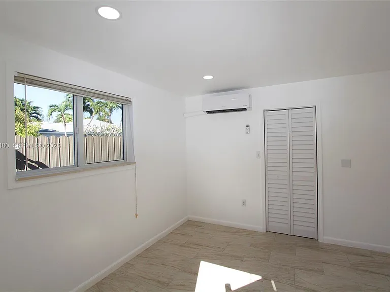 13797 SW 20th St — Photo 7