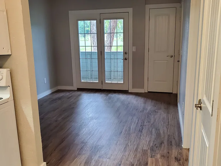 The Landing On 9 — Photo 20