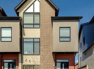 71 S Sage Meadows Cir NW, Calgary, AB T3P 1K3