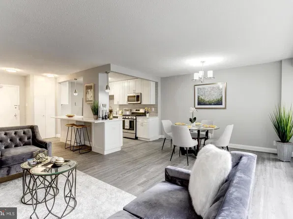 4515 Willard Ave APT 615S, Chevy Chase, MD 20815