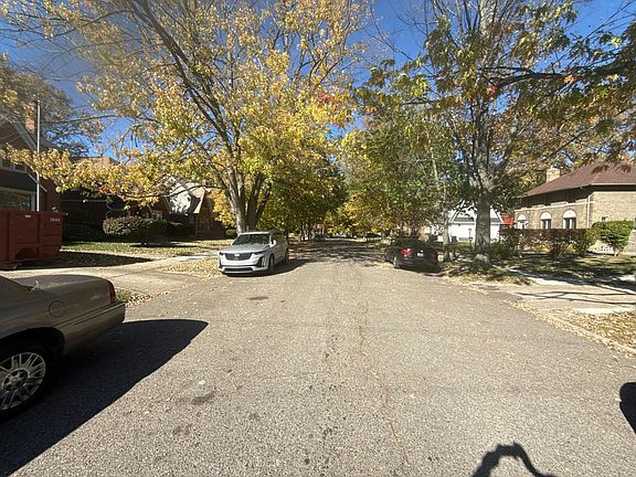4th image of 5027 Kensington Ave