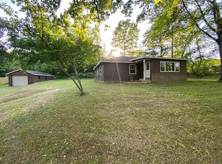552 4th St, Plainwell, MI 49080