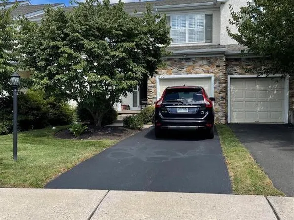 1492 Sweetbriar Dr, Jamison, PA 18929