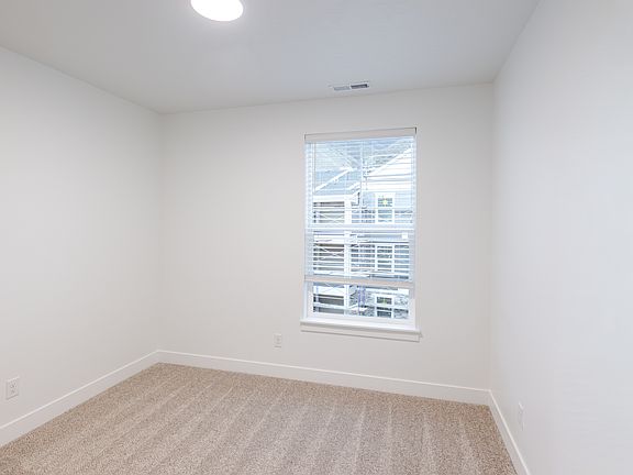 5th image of 4661 S Poplar Way #R301
