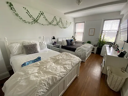 Rented by Corcoran | media 6