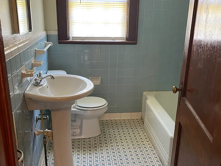 606 S Panama St — Photo 7