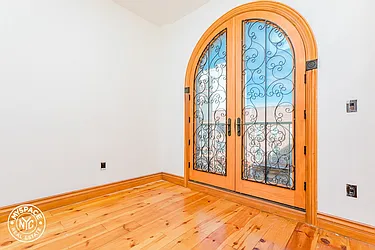 Rented by MySpaceNYC