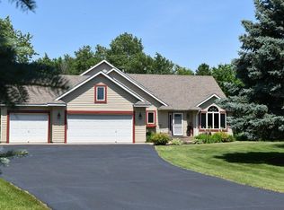 682 N Bay Rd, Somerset, WI 54025