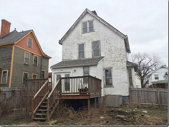 2nd image of 4913 Wesley Ave