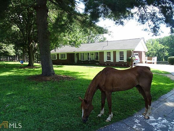 2nd image of 3186 Glendale Dr