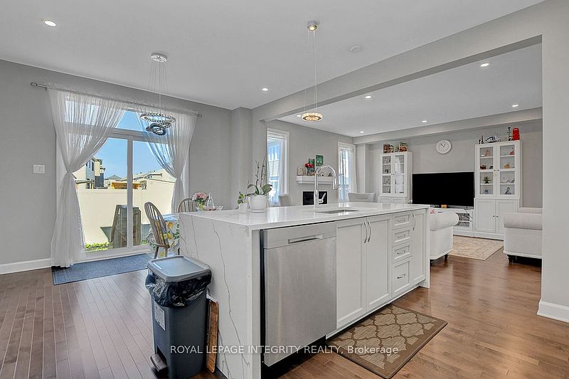 Ottawa House for rent - 4 Bedrooms — photo 10