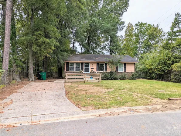 4507 McKinley Dr, Charlotte, NC 28208