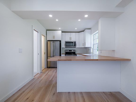 5th image of 20 NE 169TH Street #1-2