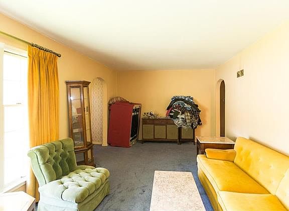 4th image of 5500 Brooklyn Ave