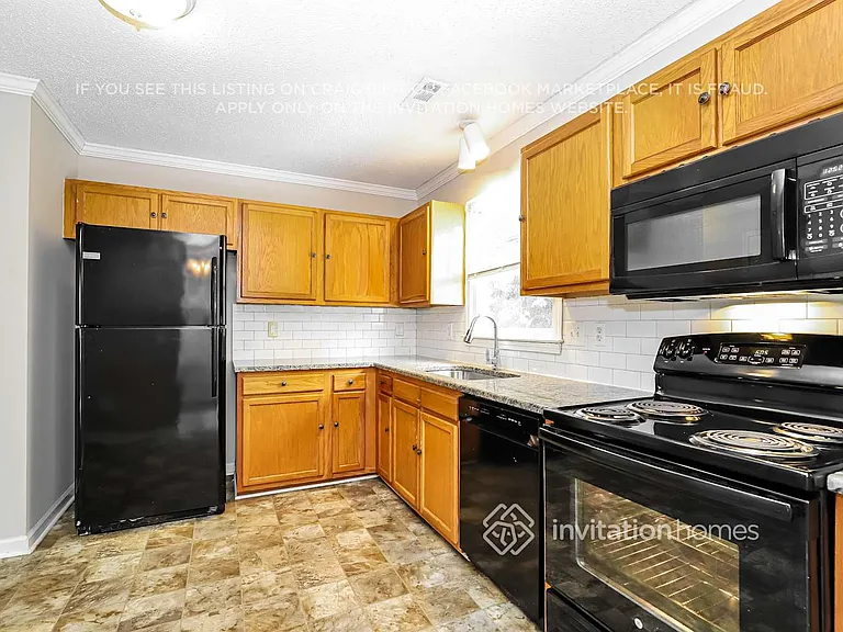 1511 Vance St — Photo 9