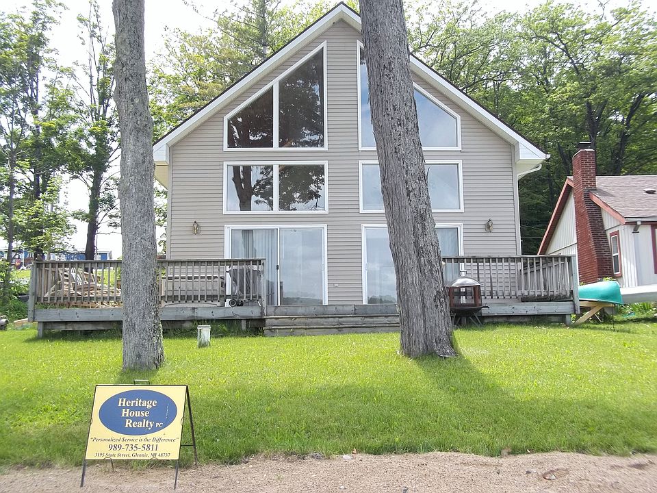 1st image of 5140 Lake St