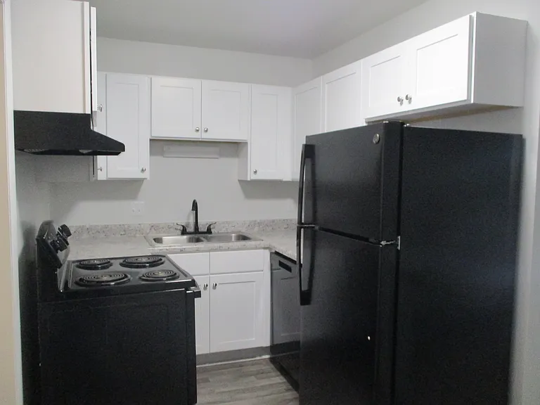 905 Barberton Ct #207 — Photo 5