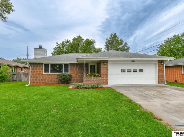 7621 Colby St, Lincoln, NE 68505