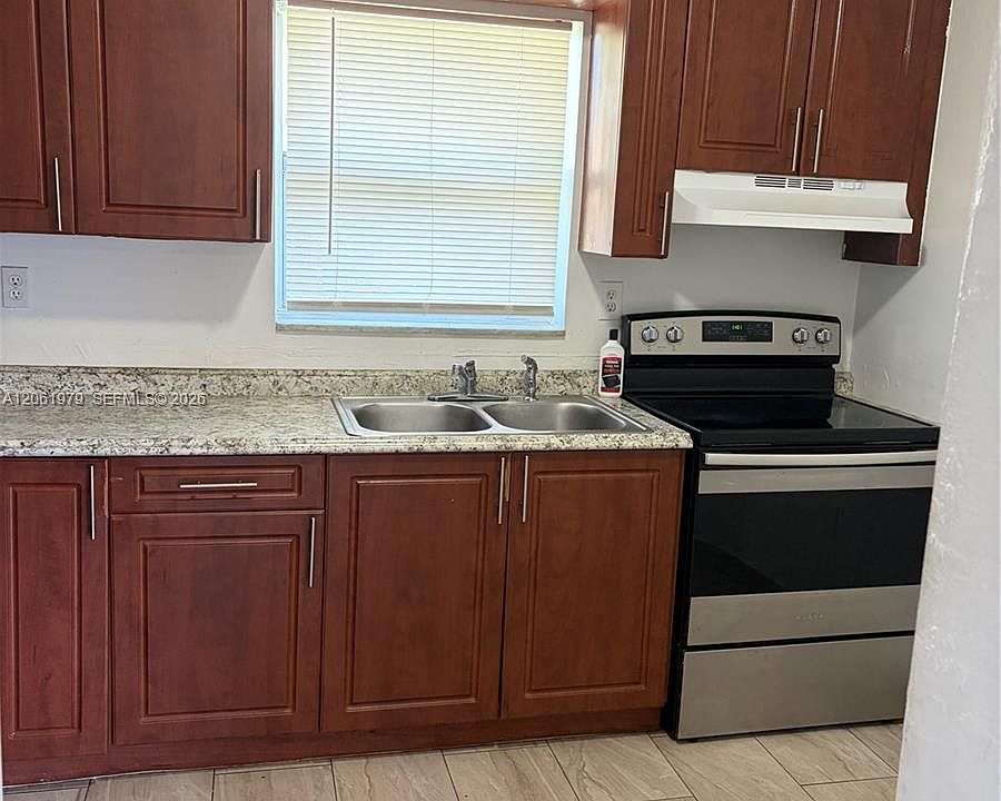1st image of 1440 SW 41st Ave #1-2