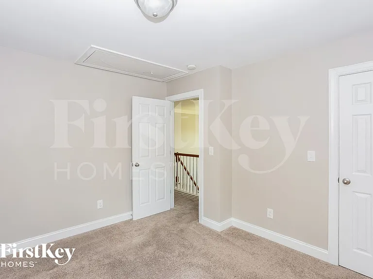 10826 Dapple Grey Ln — Photo 11