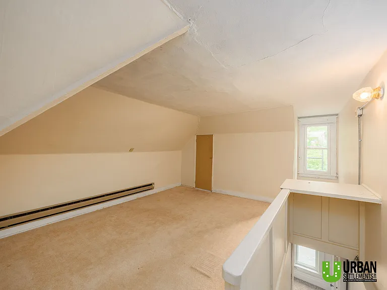 1122 S Walnut St #D — Photo 6