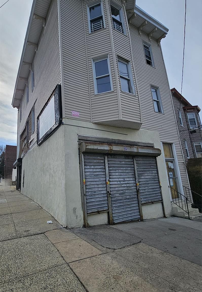 332 Walnut Street, Yonkers, NY 10701 | MLS #993087 | Zillow