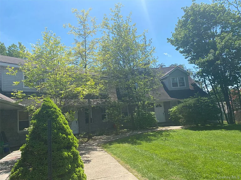 52B S Middletown Rd — Photo 10