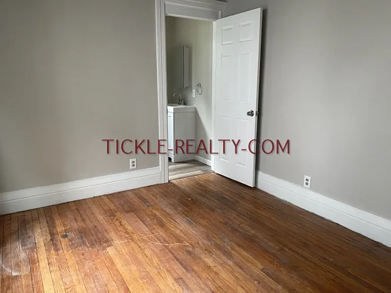 681 Averill Ave. — Photo 18