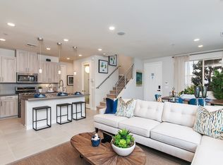 1167 Via Lucero #204, Oceanside, CA 92056