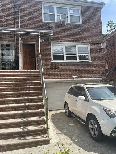 441 W 263rd St #1 Photo 1 441 W 263rd St #1 Photo 1