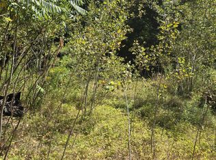 663 Morrill Pond Rd, Hartland, ME 04943