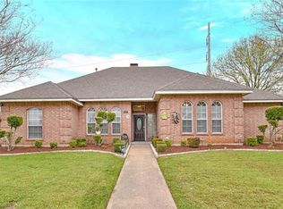 113 Charles St, Desoto, TX 75115