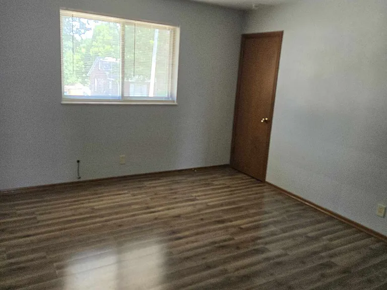 306 E Johnson St #4 — Photo 4
