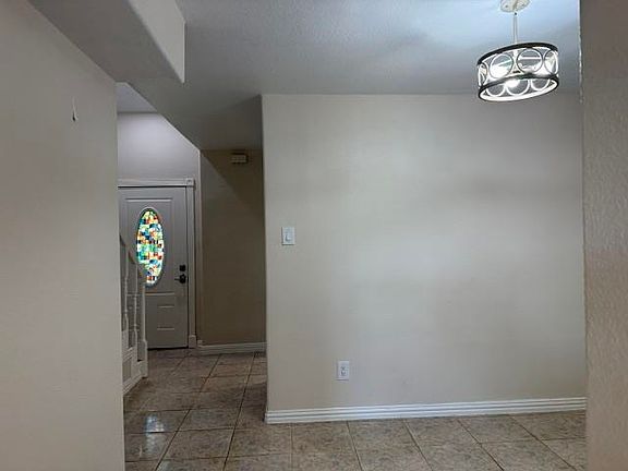 5th image of 201 Del Mar Blvd Unit 107