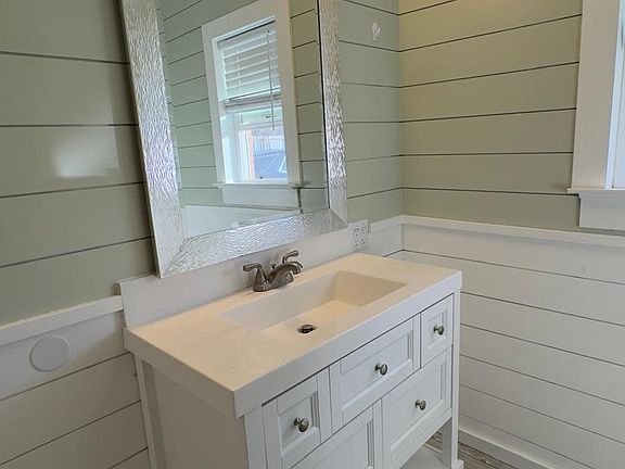 3rd image of 8180 S Redwood Rd