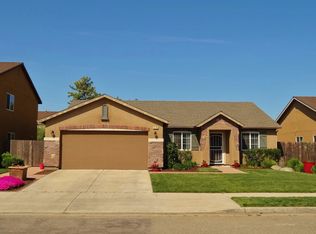 576 S Sunnyside Ave, Fresno, CA