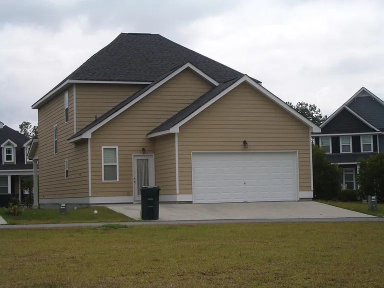 224 Clearwater Cir — Photo 2