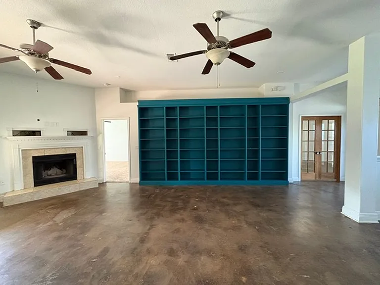 2343 Genevieve Way — Photo 7